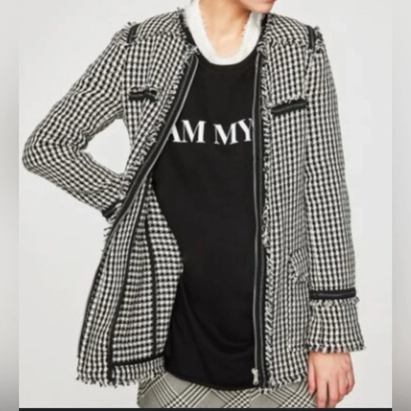 NWT Zara trf Outerwear Black White Tweed Chain Detailing Midi Coat Large - Picture 9 of 9